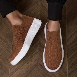 Men's Breathable Lightweight Slip-On Casual Shoes For Traveling Jogging, Spring And Summer