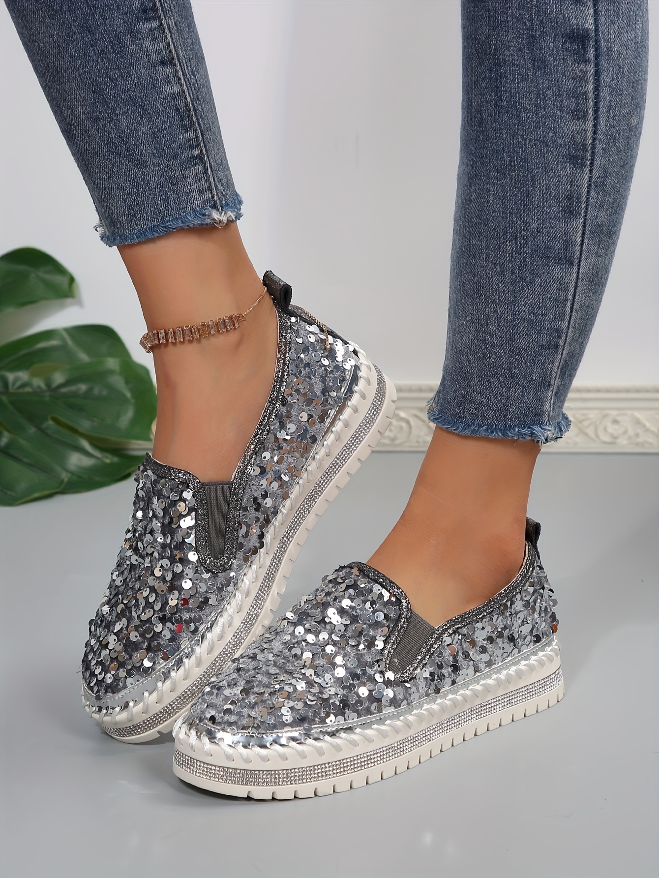 womens sequins flat shoes fashion round toe slip on shoes stylish low top sneakers details 7